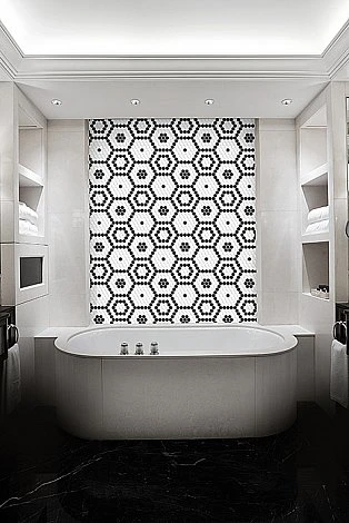dunin-arabesco-hexagon-bee-bathroom_1.jpg