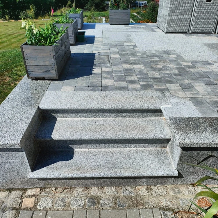 df72a0055a6573e1f7cb370a4680ae80