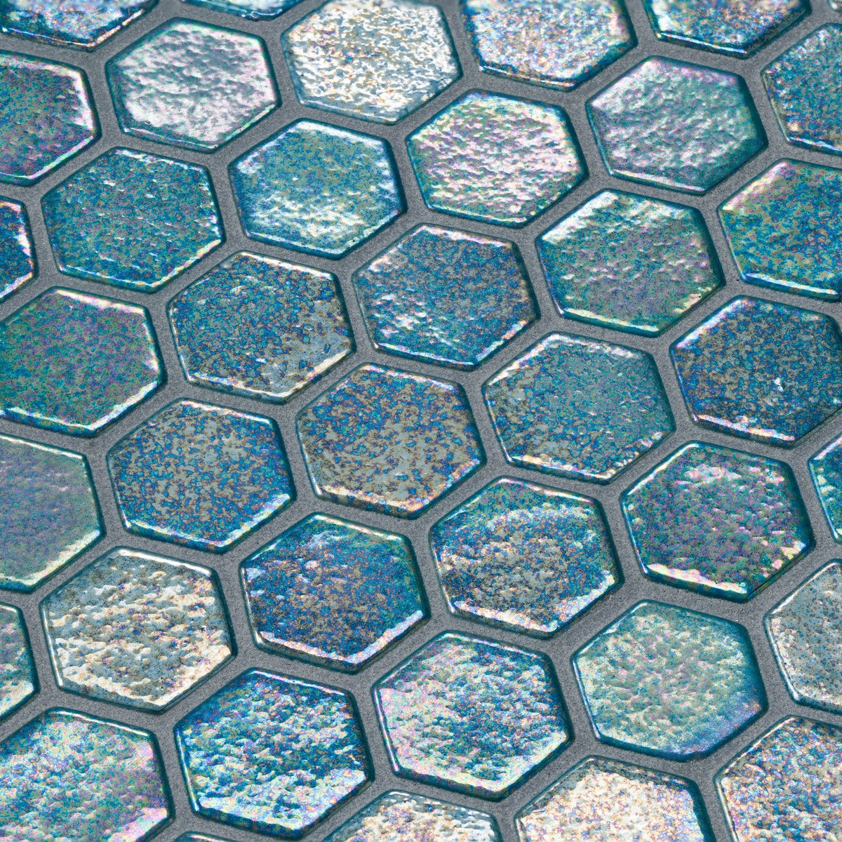 jade_hexa-mosaic-iridescent-collection-ezarri.jpg