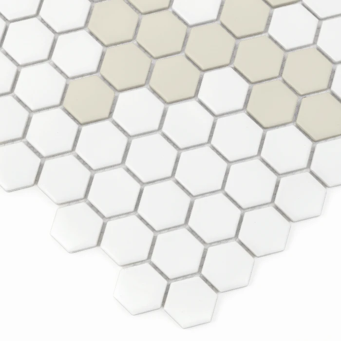 Zbliżenie mozaiki gresowej Mini Hexagon Floret matt.