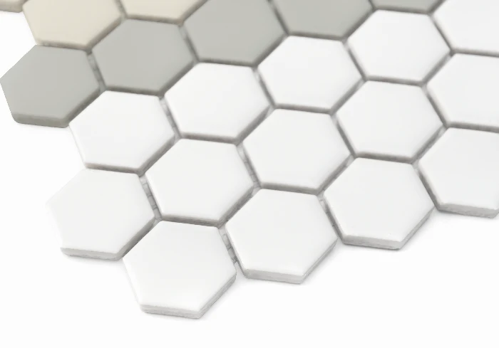 Zbliżenie mozaiki gresowej Mini Hexagon Stripe 3.A matt.