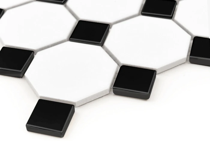 Mini Octagon B&W 55 matt (4).jpg