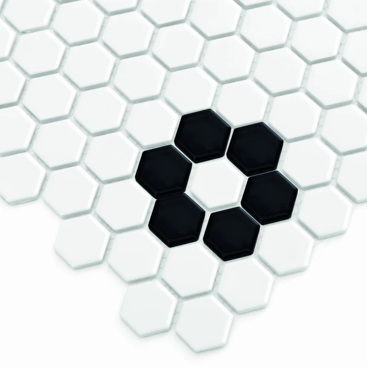 Mini Hexagon B&W Flower (3).jpg
