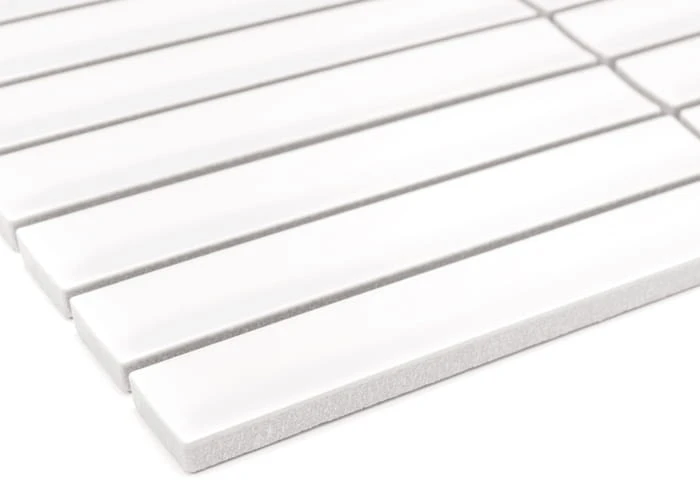 KitKat White matt (4).jpg
